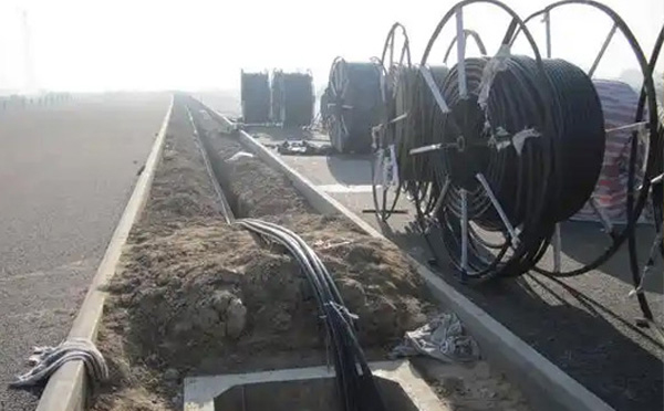 现代通信网络建设指南:合作光缆施工全流程技术解析与质量控制 现代通信网络建设指南:合作光缆施工全流程技术解析与质量控制